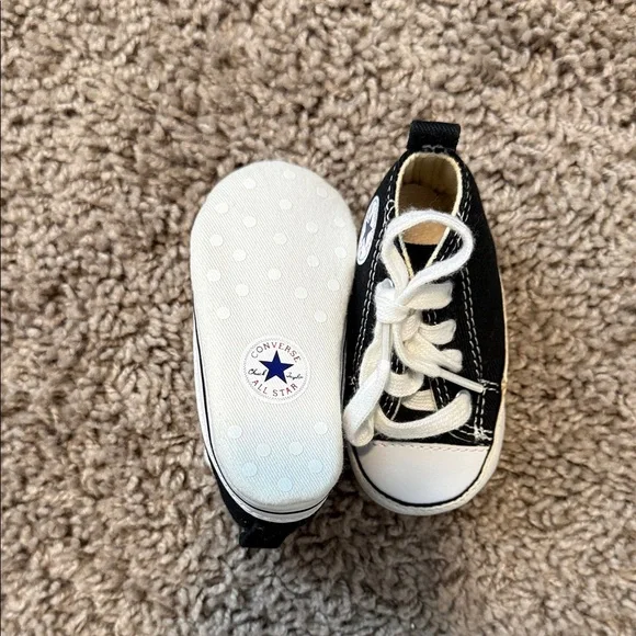 Classic Chuck Taylor Black and White Baby Crib Sneakers - Picture 3 of 4